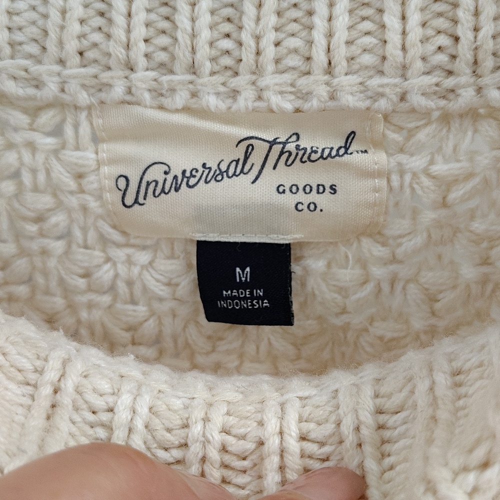 Universal Thread Sweater Size Medium Cream Long S… - image 2